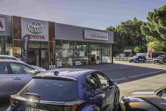 TOYOTA ARCACHON 4
