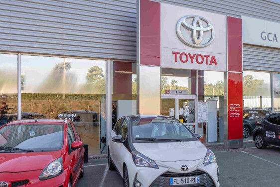 TOYOTA LIBOURNE